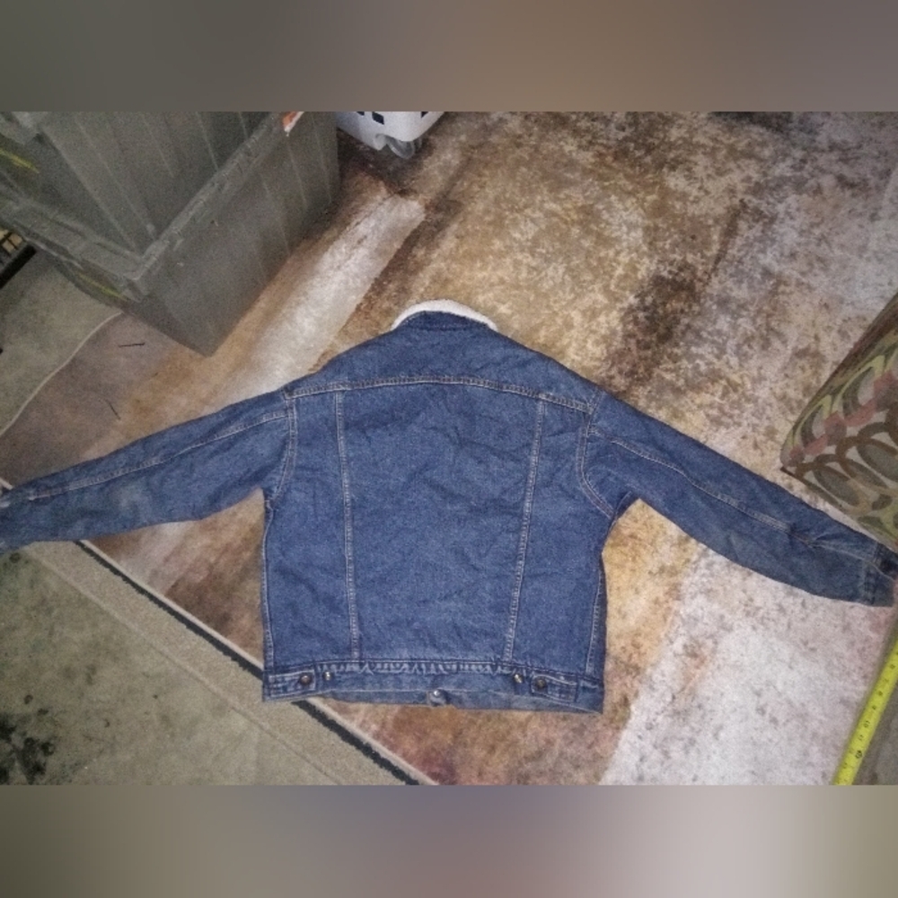 Vintage Levi's Blue Denim Jacket With Sherpa Lini… - image 7